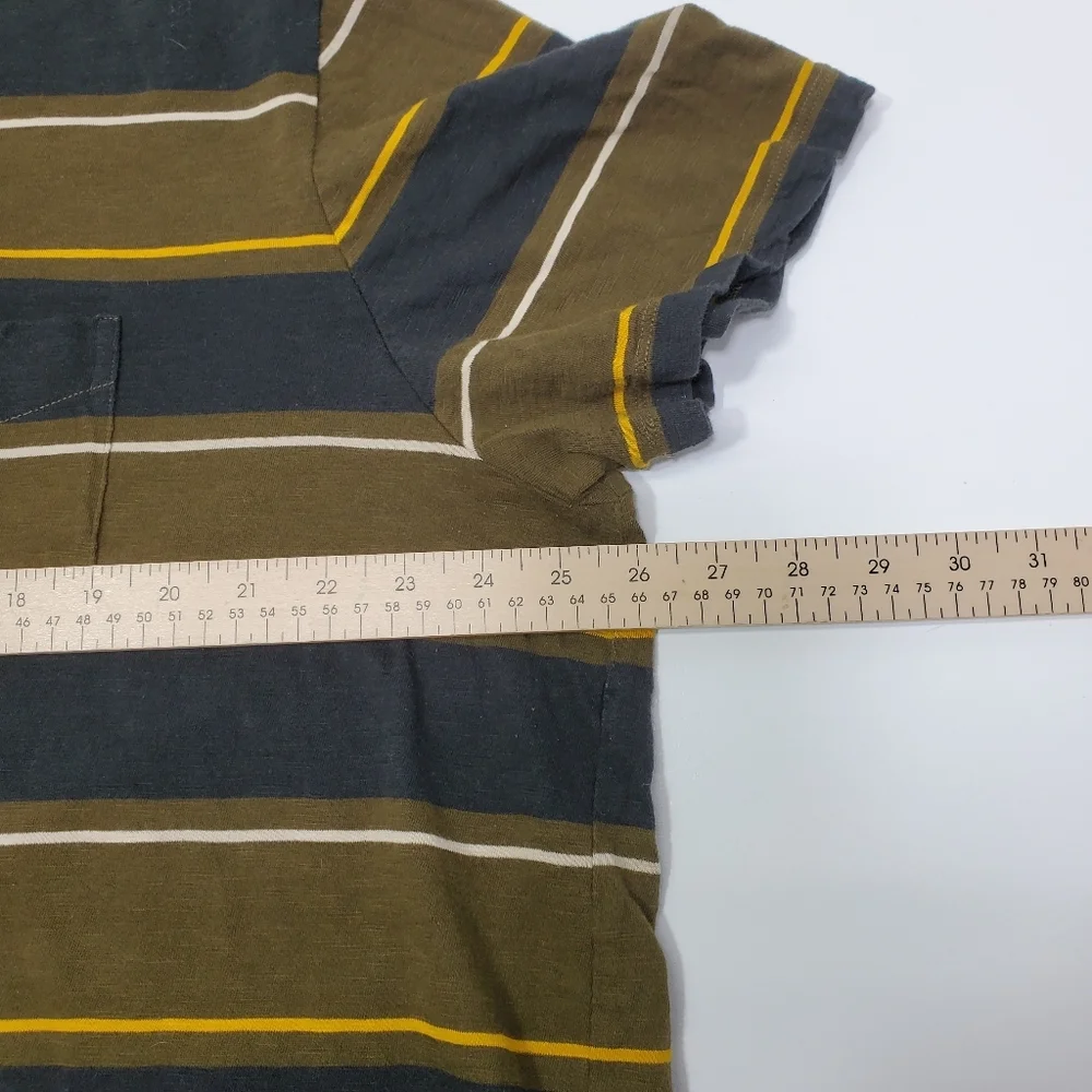 Levis T-Shirt Men Size 3XL‎ Short Sleeves Crewneck Striped Multicolor Pocket